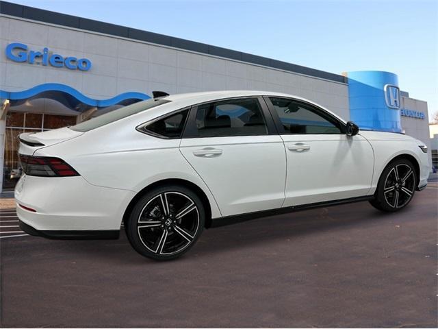new 2025 Honda Accord Hybrid car, priced at $35,305