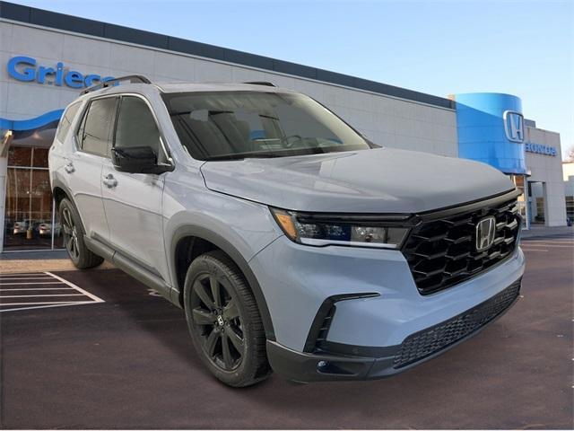new 2025 Honda Pilot car, priced at $55,760