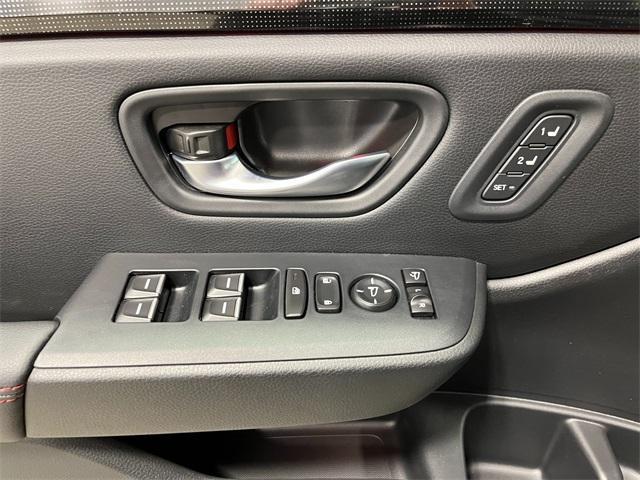 new 2025 Honda Pilot car, priced at $55,760