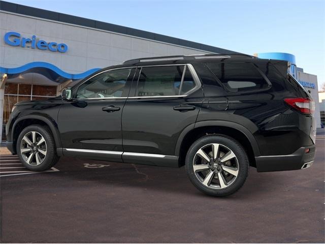 new 2025 Honda Pilot car, priced at $54,530