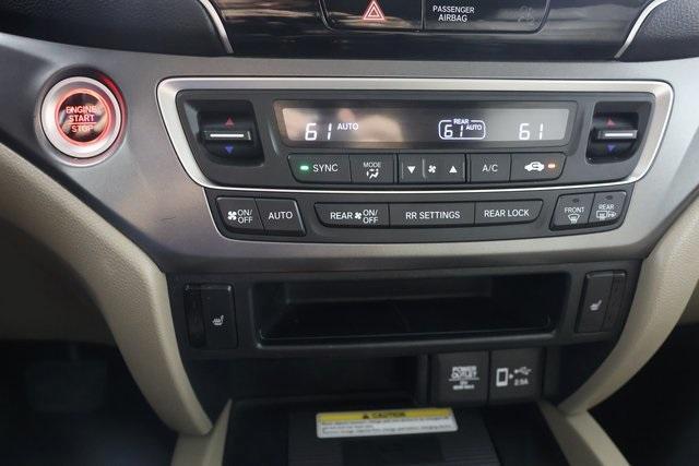used 2022 Honda Pilot car, priced at $30,999
