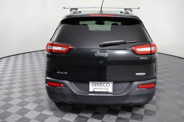 used 2016 Jeep Cherokee car, priced at $10,802