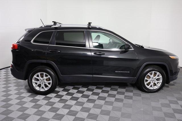 used 2016 Jeep Cherokee car, priced at $10,802