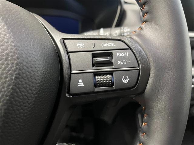 new 2026 Honda CR-V Hybrid car, priced at $40,195