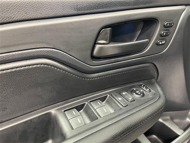 new 2025 Honda Odyssey car, priced at $44,125