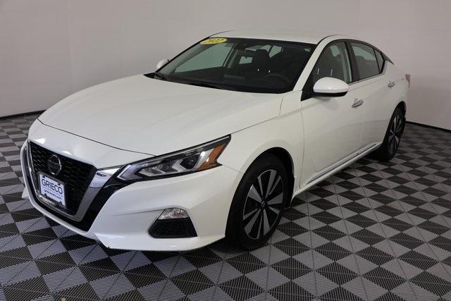 used 2022 Nissan Altima car, priced at $23,555