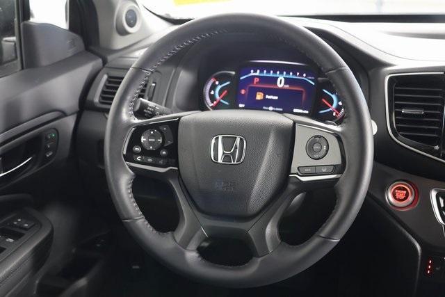 used 2022 Honda Pilot car, priced at $31,333