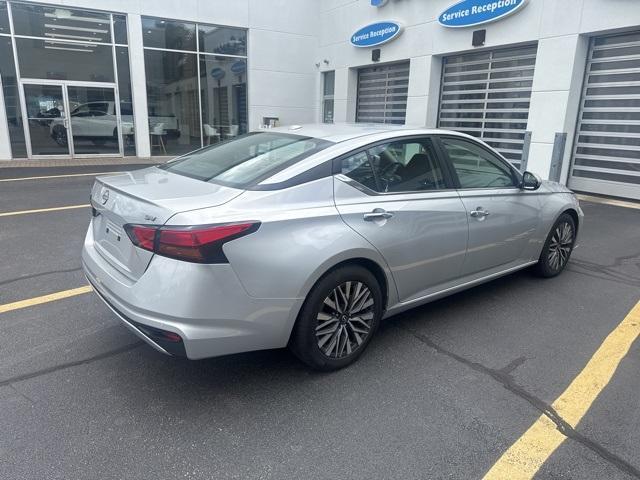 used 2023 Nissan Altima car, priced at $20,999