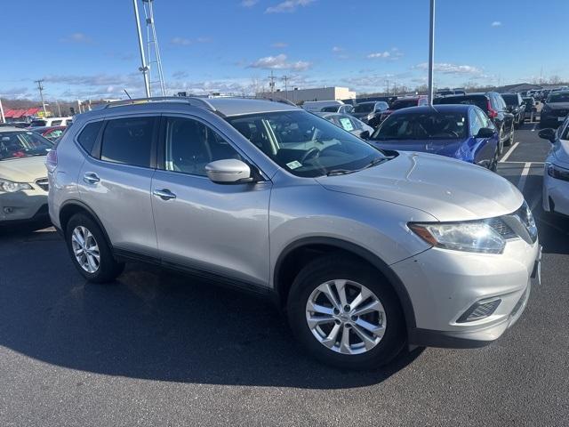 used 2014 Nissan Rogue car, priced at $10,999