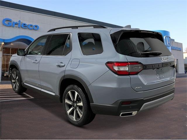 new 2025 Honda Pilot car, priced at $51,505