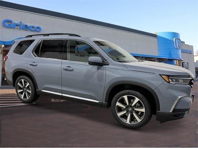 new 2025 Honda Pilot car, priced at $51,505
