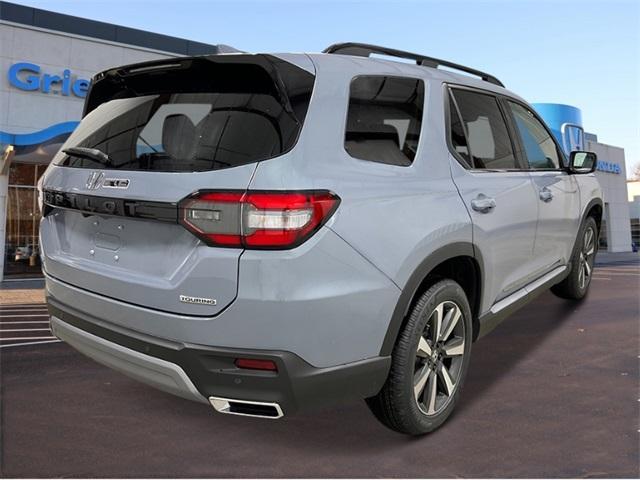 new 2025 Honda Pilot car, priced at $51,505