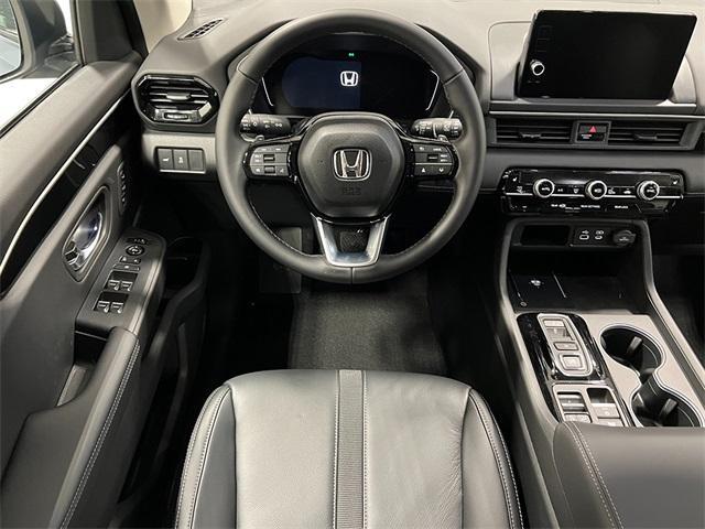 new 2025 Honda Pilot car, priced at $51,505