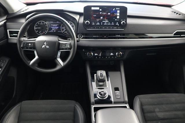 used 2024 Mitsubishi Outlander car, priced at $26,500