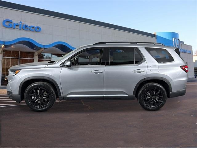 new 2025 Honda Pilot car, priced at $51,495