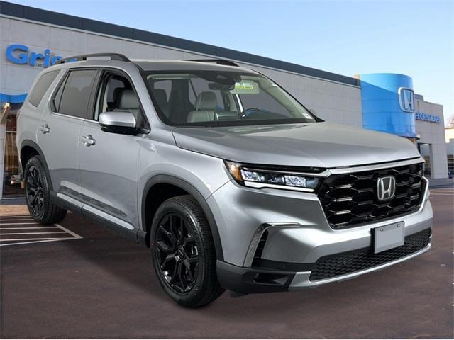 new 2025 Honda Pilot car, priced at $51,495
