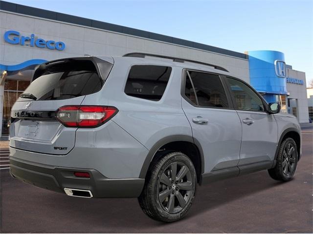 new 2025 Honda Pilot car, priced at $42,750