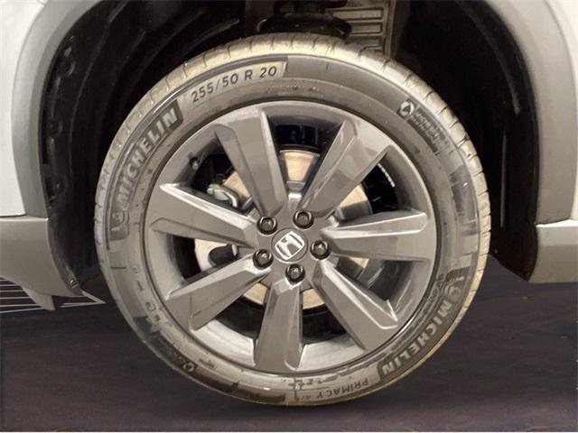 new 2025 Honda Pilot car, priced at $42,750