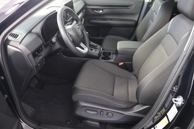 used 2025 Honda CR-V car, priced at $32,900