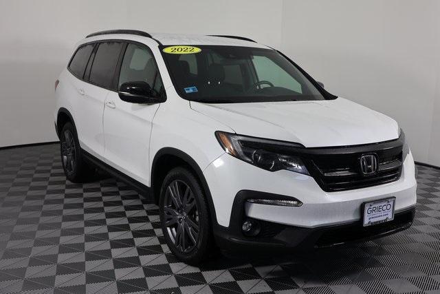 used 2022 Honda Pilot car, priced at $29,000
