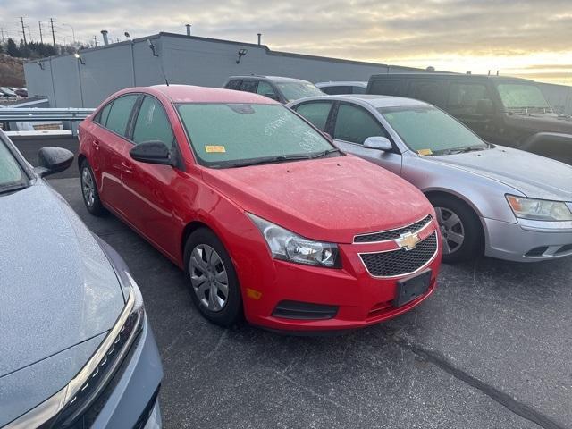 used 2014 Chevrolet Cruze car, priced at $9,500