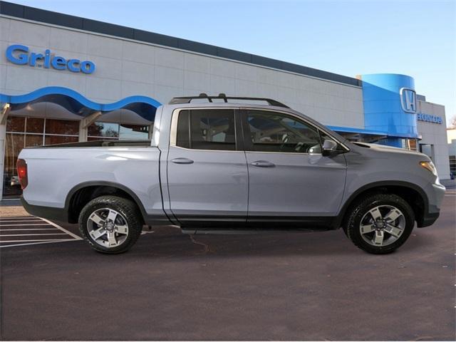 new 2025 Honda Ridgeline car, priced at $45,365