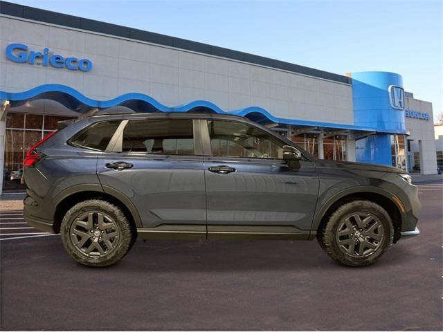 new 2026 Honda CR-V Hybrid car, priced at $40,195