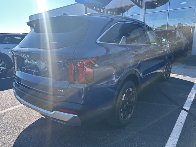 used 2024 Kia Sorento car, priced at $31,900