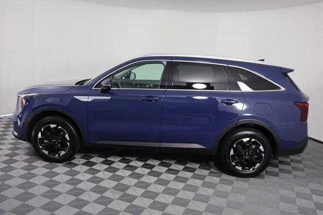 used 2024 Kia Sorento car, priced at $29,468