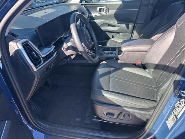 used 2024 Kia Sorento car, priced at $31,900