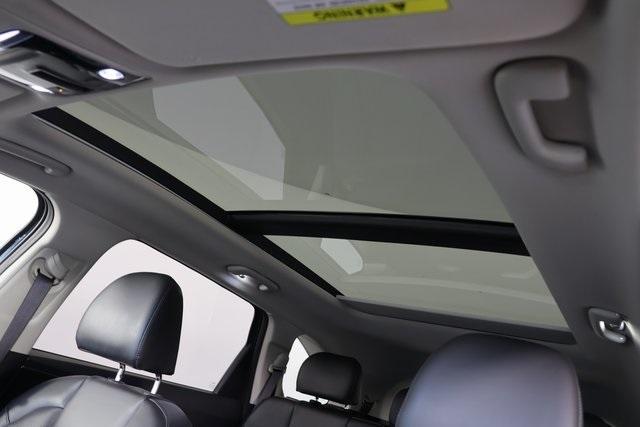 used 2024 Kia Sorento car, priced at $29,468