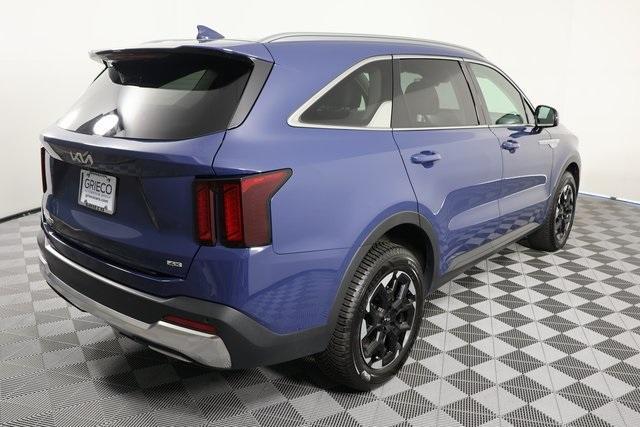 used 2024 Kia Sorento car, priced at $29,468