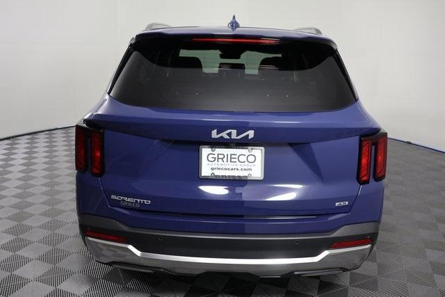 used 2024 Kia Sorento car, priced at $29,468