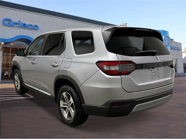 new 2025 Honda Pilot car, priced at $47,825