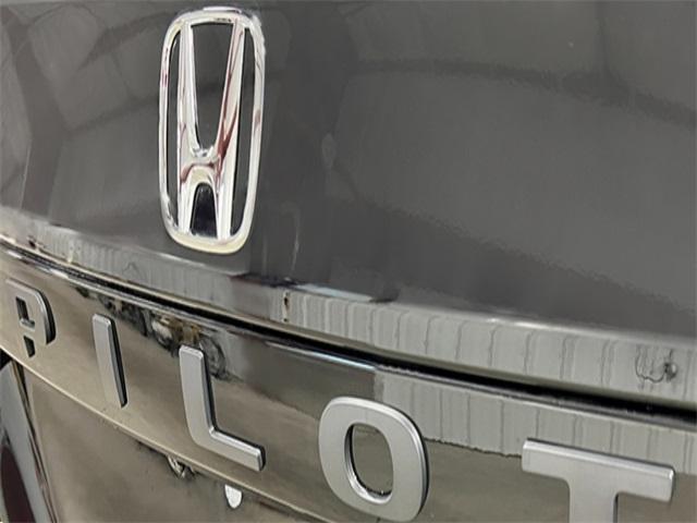 new 2025 Honda Pilot car, priced at $46,325