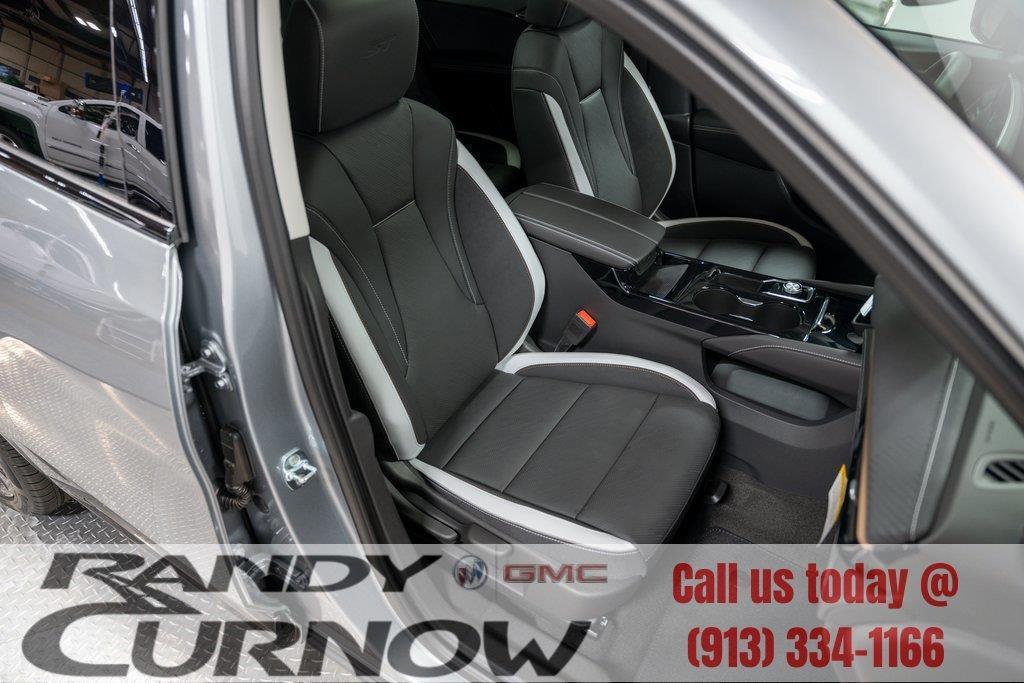 new 2025 Buick Envision car, priced at $38,435