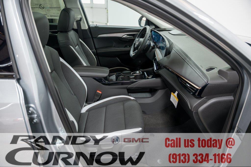 new 2025 Buick Envision car, priced at $38,435