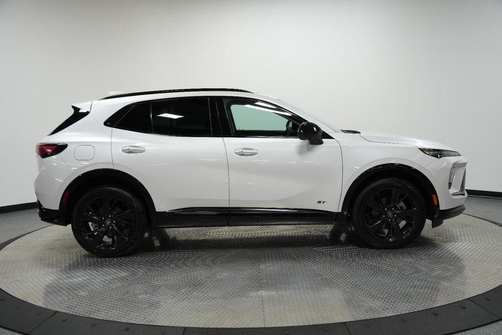 new 2025 Buick Envision car, priced at $39,035