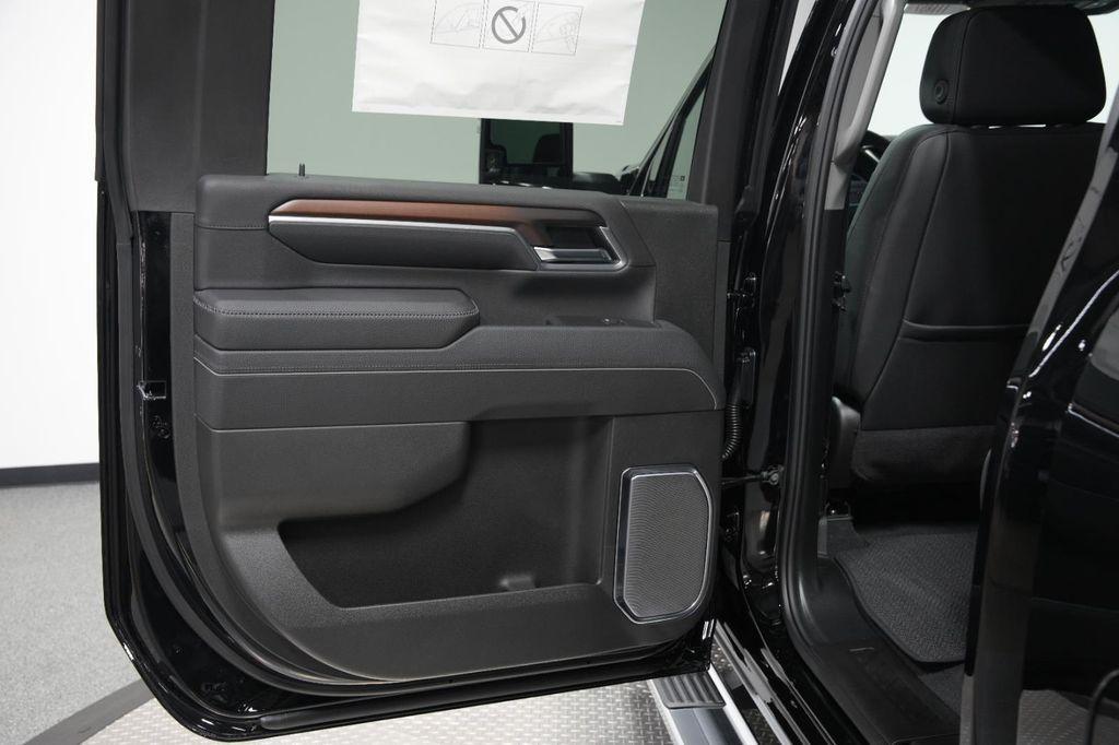 new 2025 GMC Sierra 2500 car, priced at $76,925