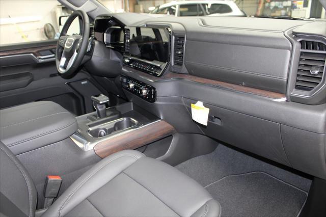new 2025 GMC Sierra 1500 car, priced at $54,490