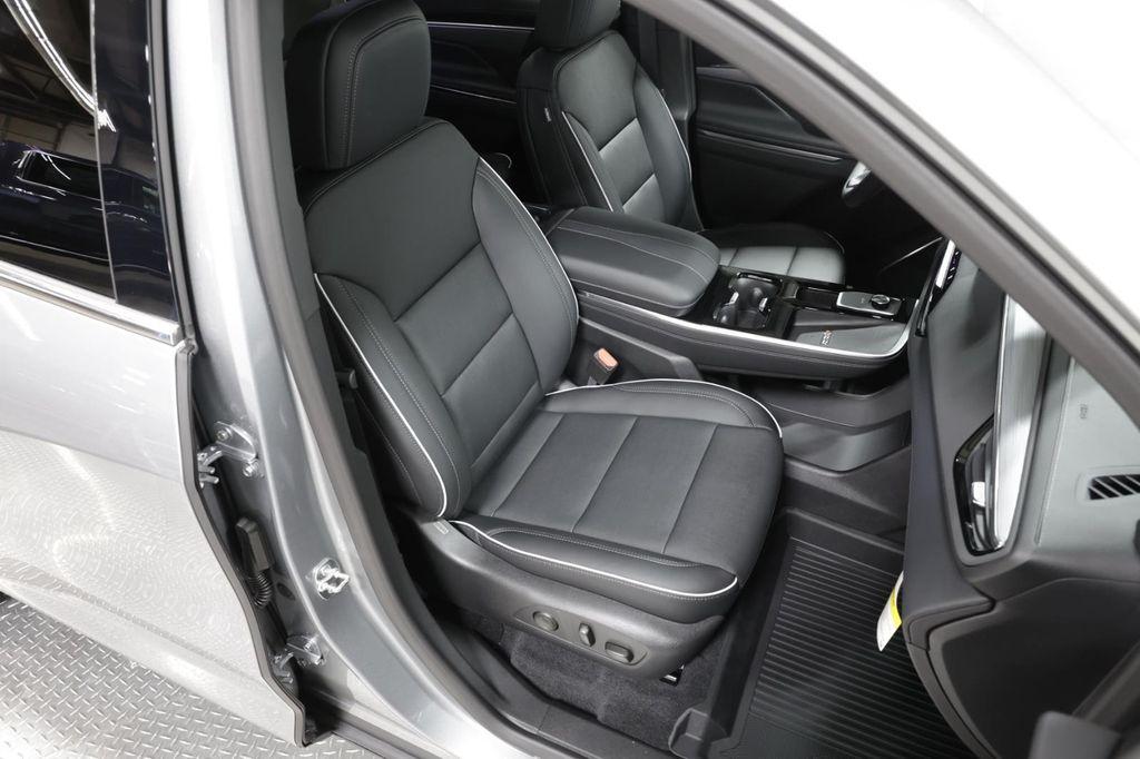 new 2025 Buick Enclave car, priced at $43,995