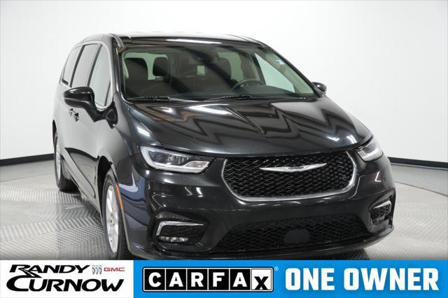 used 2023 Chrysler Pacifica car, priced at $21,500