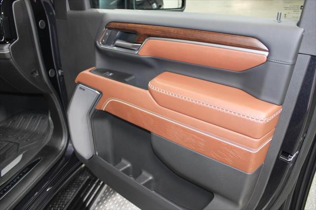 new 2025 GMC Sierra 2500 car, priced at $91,084