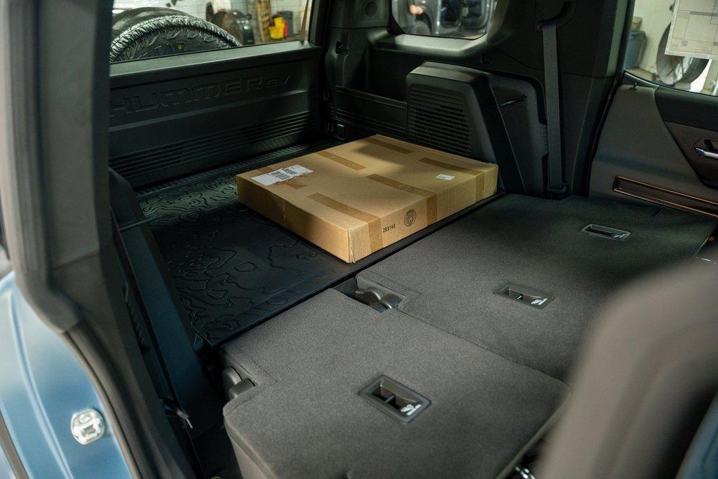new 2024 GMC HUMMER EV SUV car, priced at $124,650