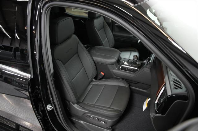 new 2025 GMC Sierra 1500 car, priced at $69,050