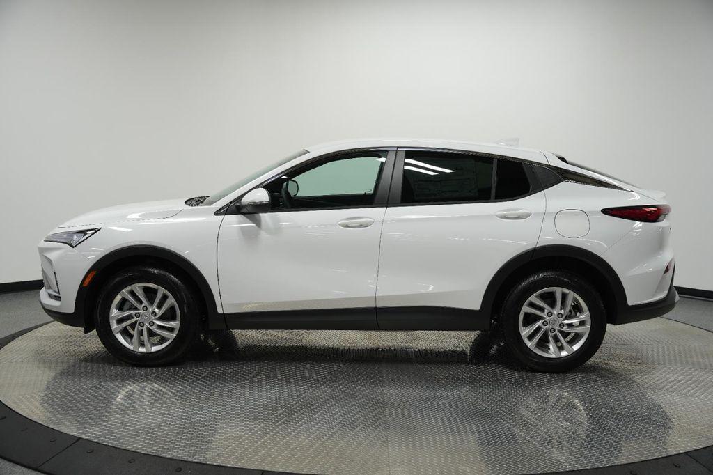 new 2025 Buick Envista car, priced at $24,585