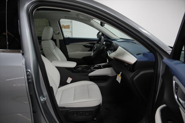 new 2025 Buick Envision car, priced at $42,595