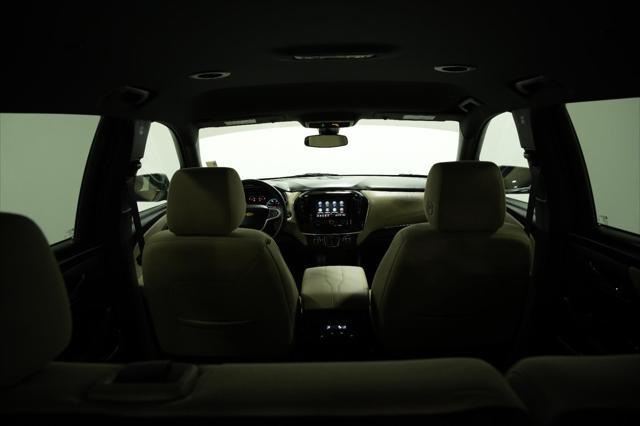 used 2023 Chevrolet Traverse car, priced at $33,400