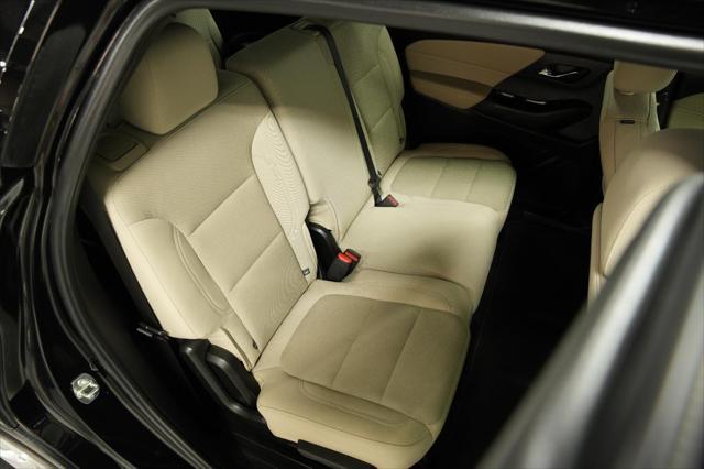 used 2023 Chevrolet Traverse car, priced at $33,400