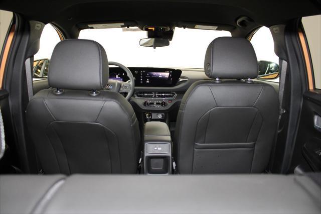 new 2025 Buick Envista car, priced at $24,130